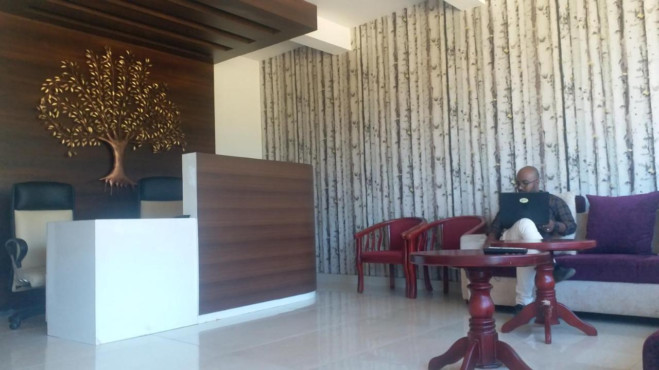Valley View Resort أوتي المظهر الخارجي الصورة